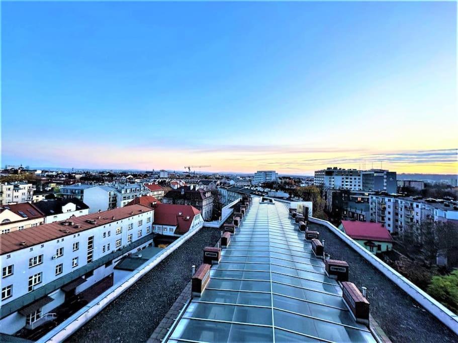 Exclusive Penthouse Near Citycenter 120M2 +Netflix Apartment Krasków Exterior foto